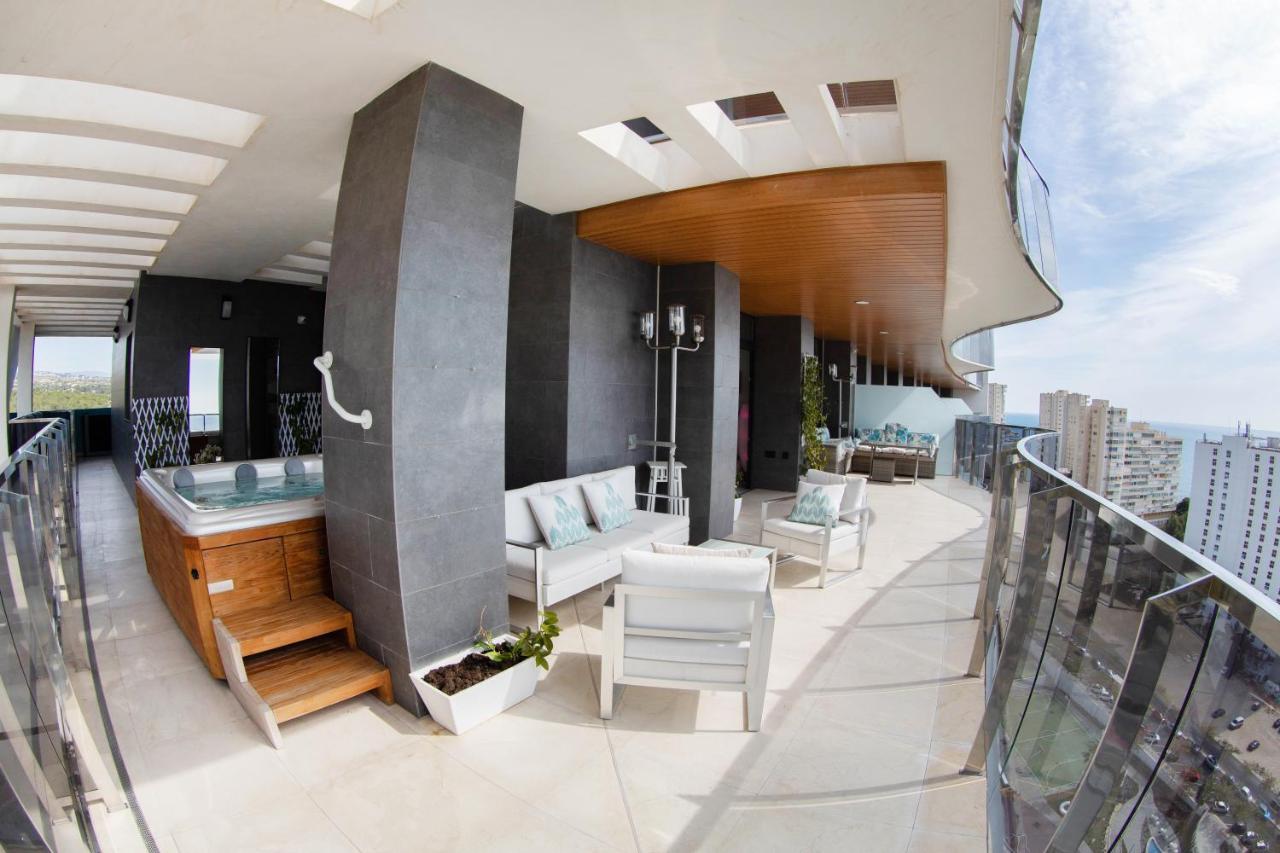 Apartament Sunset Waves Benidorm Julieta Vistas Al Mar Premium 200 Mt2 Con Jacuzzi En Terraza Zewnętrze zdjęcie