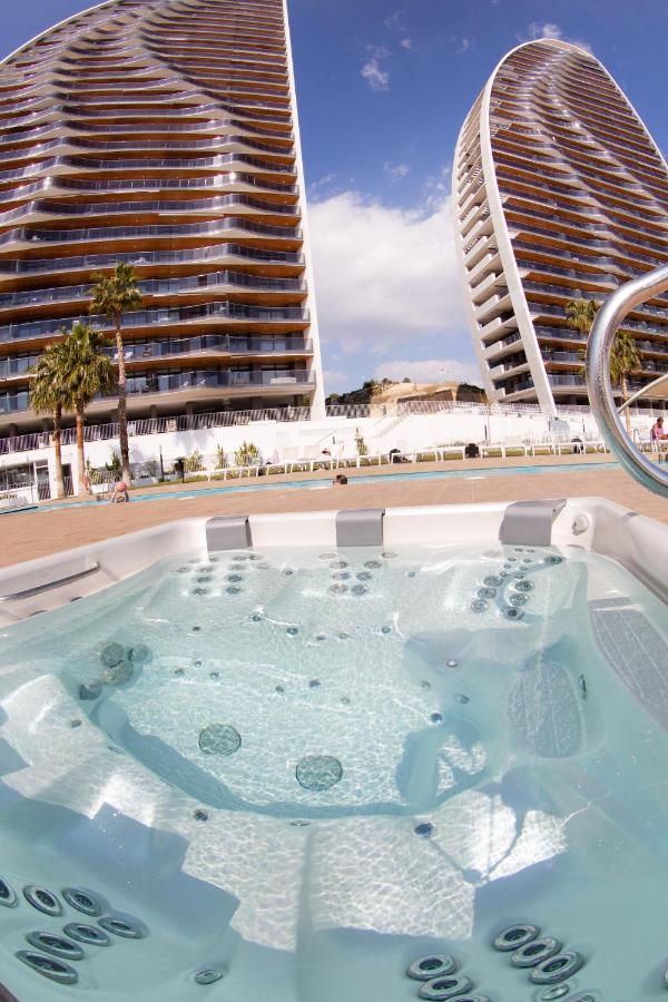Apartament Sunset Waves Benidorm Julieta Vistas Al Mar Premium 200 Mt2 Con Jacuzzi En Terraza Zewnętrze zdjęcie
