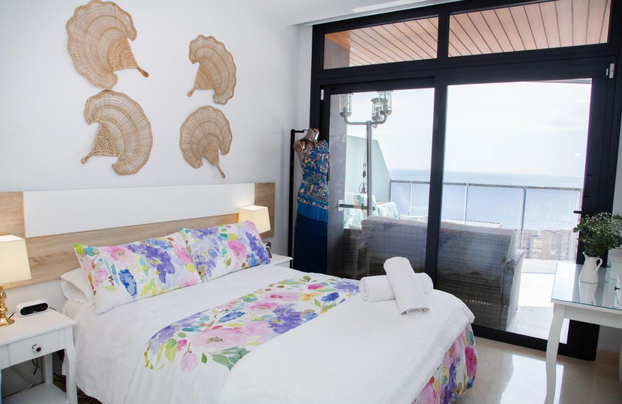 Apartament Sunset Waves Benidorm Julieta Vistas Al Mar Premium 200 Mt2 Con Jacuzzi En Terraza Zewnętrze zdjęcie